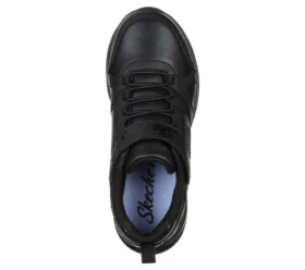 Glimmer Kicks – School Struts