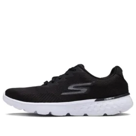 Go Run 400 Generate Low Schwarz/Weiß