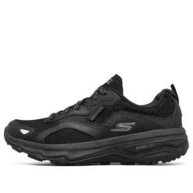 Go Run Trail Altitude Low-Top Schwarz