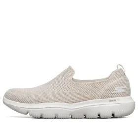 Go Walk Evolution Ultra Low-Top Weiß