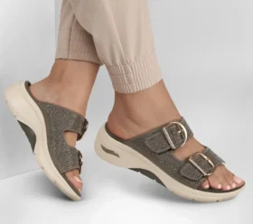Martha Stewart: Go Walk Arch Fit 2.0 Sandale – Showstopper