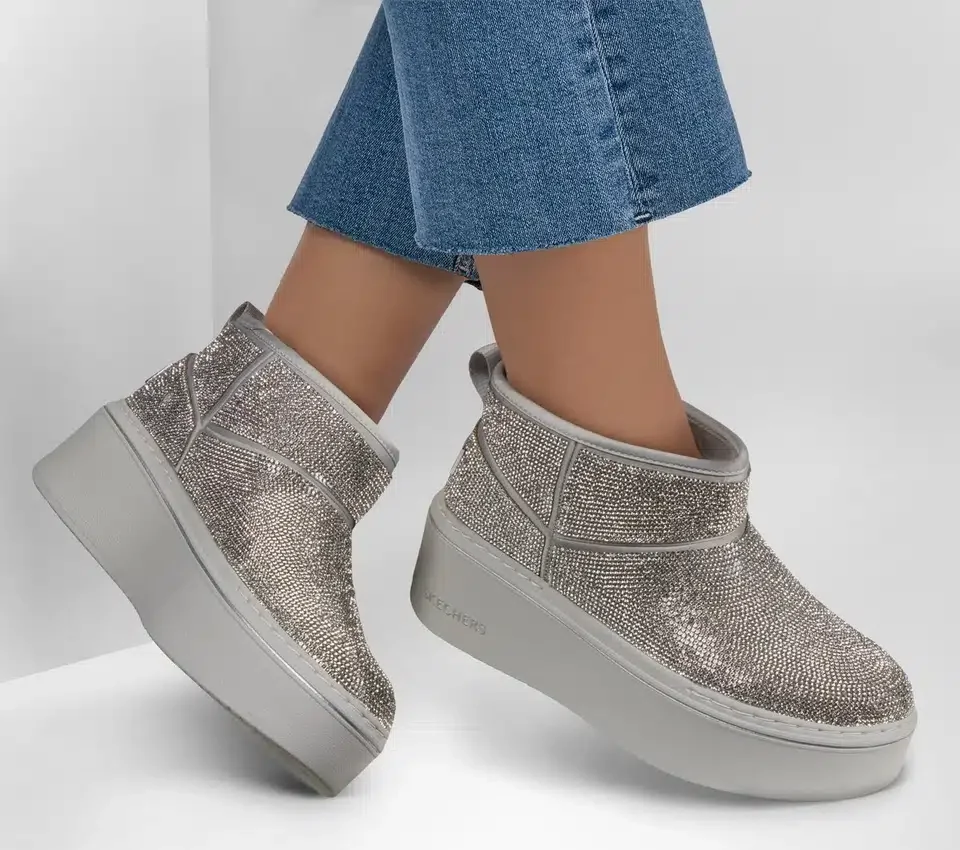 Paloma – Rhinestone Rush Paloma – Rhinestone Rush