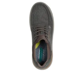 Relaxed Fit: Altman – Finch Relaxed Fit: Altman – Finch