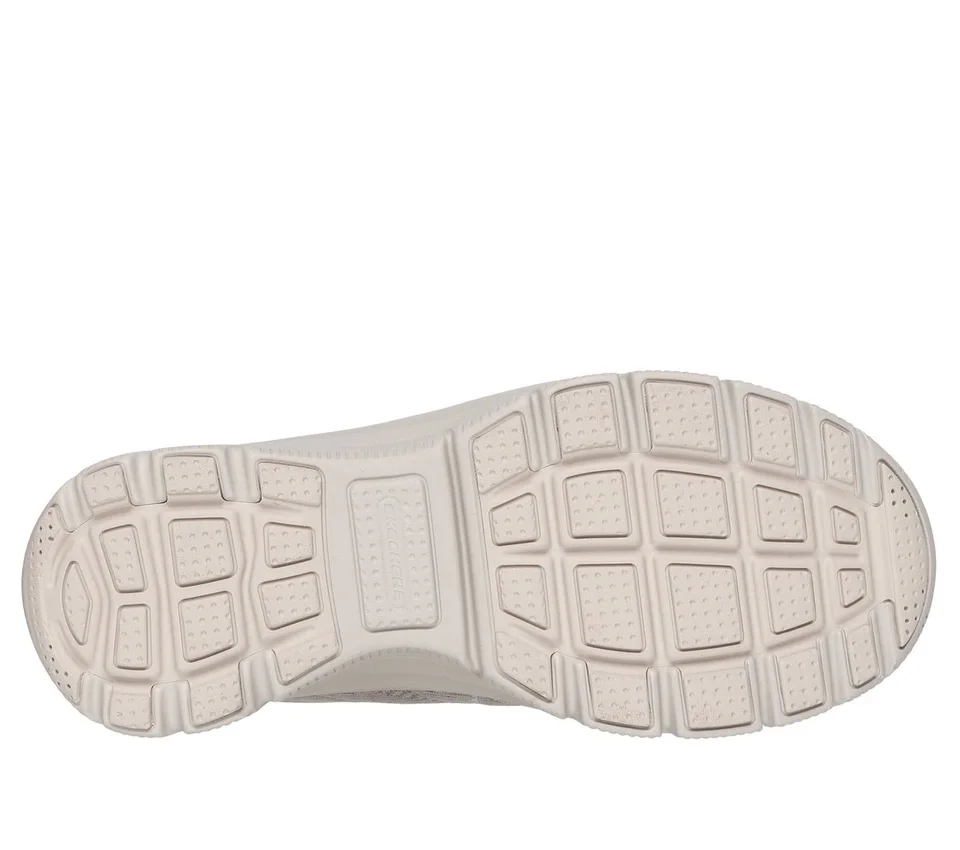 Relaxed Fit: Easy Going – Mypace Relaxed Fit: Easy Going – Mypace