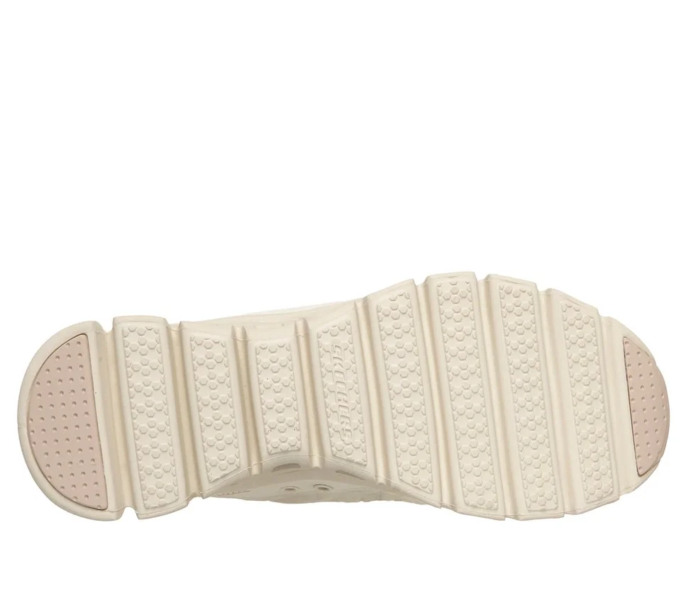 Skechers Slip-ins: Glide-Step – Bequeme Passform für entspanntes Tragen Skechers Slip-ins: Glide-Step – Bequeme Passform für entspanntes Tragen