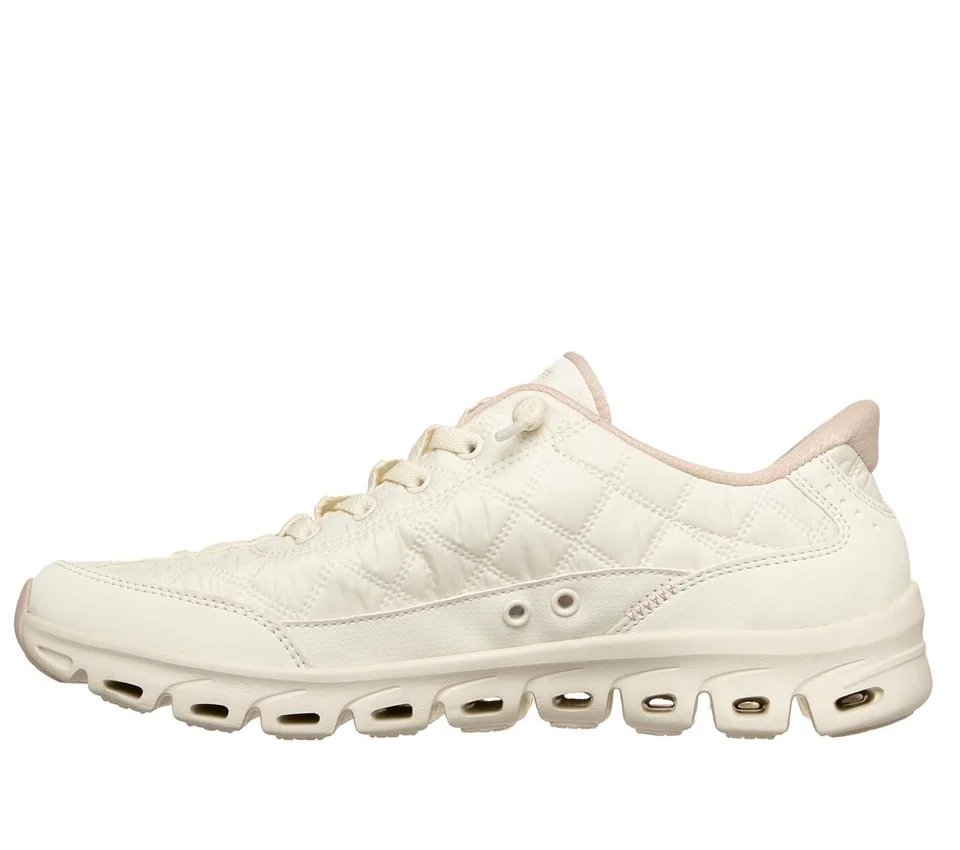 Skechers Slip-ins: Glide-Step – Bequeme Passform für entspanntes Tragen Skechers Slip-ins: Glide-Step – Bequeme Passform für entspanntes Tragen
