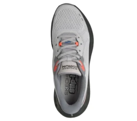 Skechers Slip-ins: Max Cushioning Glide-Step – Werbung