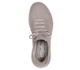 Skechers Slip-ins: Summits – New Daily