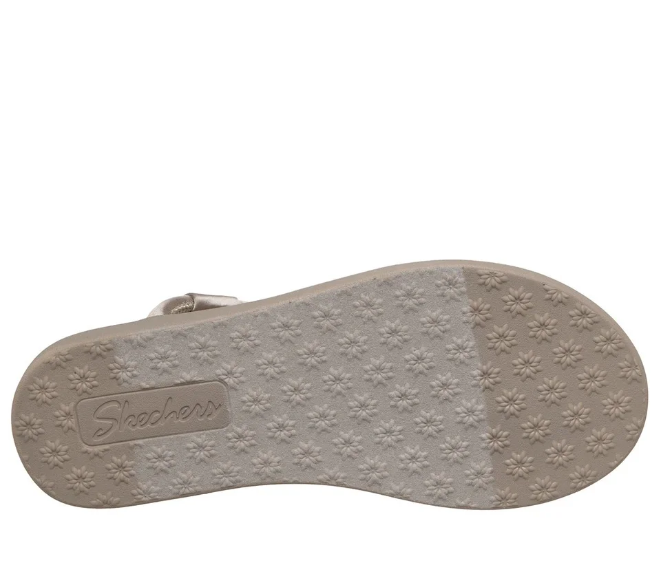 Slide-Ups: Meditation Luxe – Atemberaubender Charme Slide-Ups: Meditation Luxe – Atemberaubender Charme