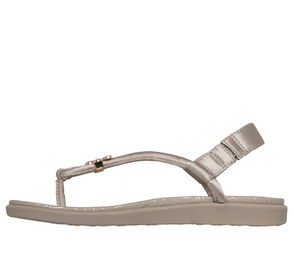 Slide-Ups: Meditation Luxe – Atemberaubender Charme Slide-Ups: Meditation Luxe – Atemberaubender Charme