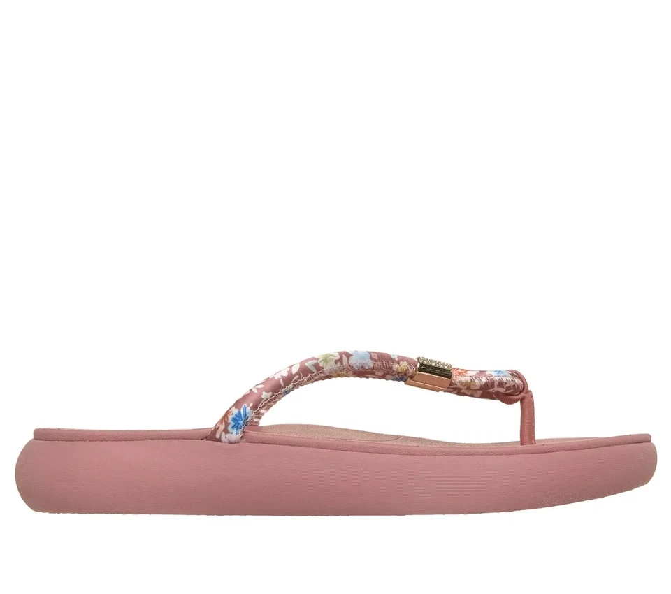 Slide-Ups Relaxed Fit: Asana Luxe – Lebendige Schönheit Slide-Ups Relaxed Fit: Asana Luxe – Lebendige Schönheit