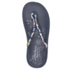 Slide-Ups Relaxed Fit: Asana Luxe – Lebendige Schönheit