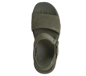 Street Hiker Breeze – Shore Heights